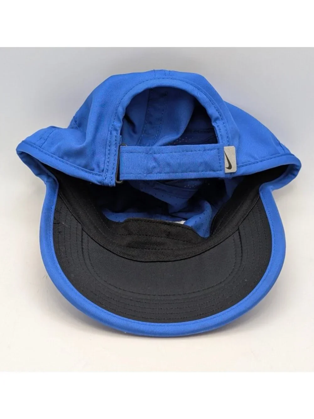 Hilton Grand Vacations Nike Dri-Fit Featherlite Hat Hotel Golf OSFM Strap Back